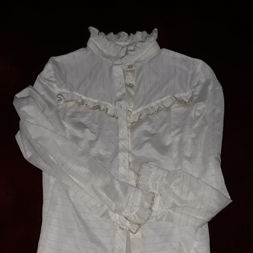 Ruffle top